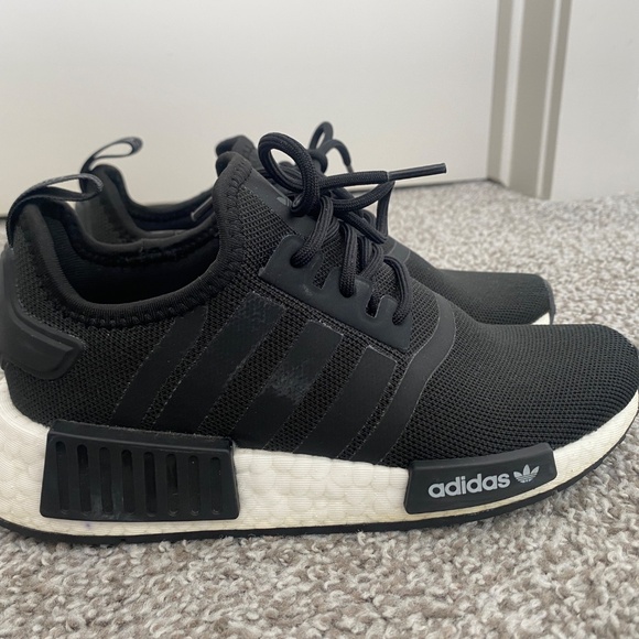 Shoes - Picture 3 of 4